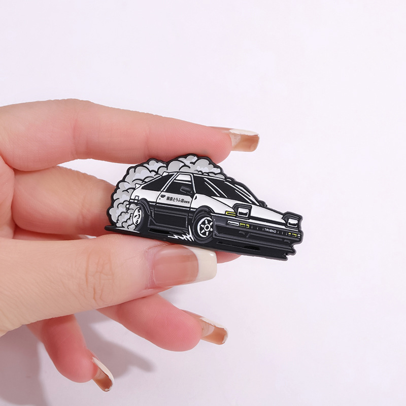 Pin de esmalte AE86 Initial D  - Car Accessories Jdm reseña y precio